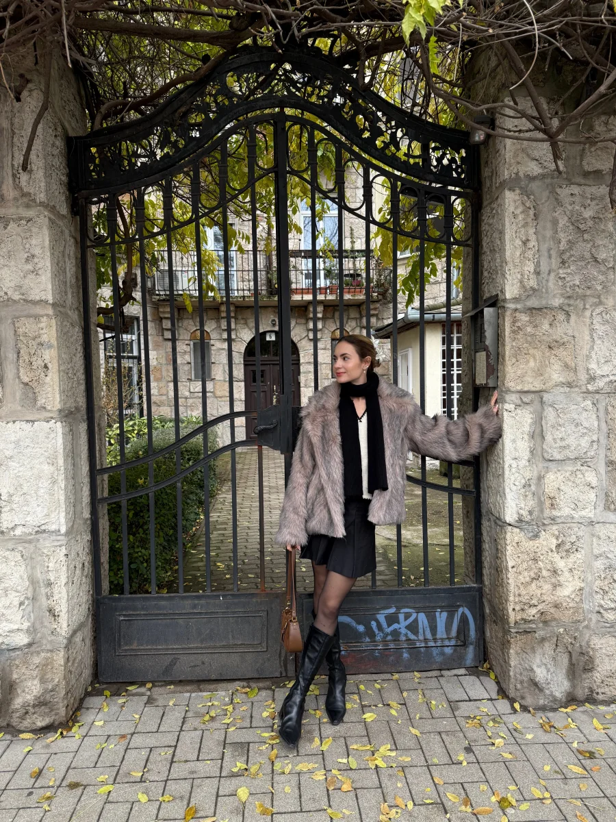 Tilla faux fur coat - Beige - Image 8